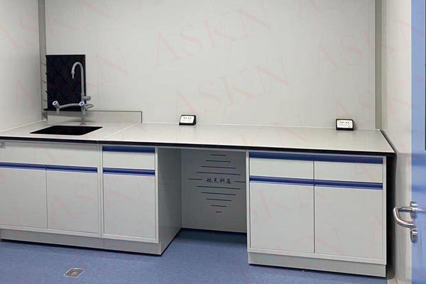 選購實驗室家具要考慮哪些問題？