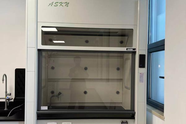 常見實(shí)驗(yàn)通風(fēng)柜故障和維修方法