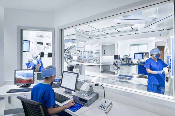 獨立醫(yī)學實驗室和醫(yī)院檢驗科哪個好